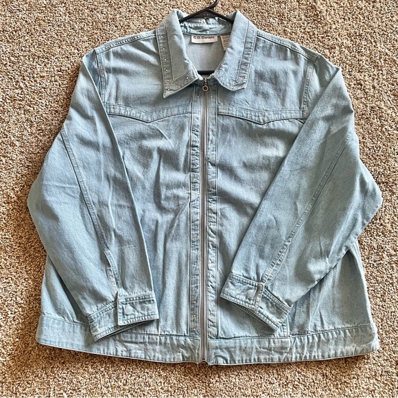 C.D. Daniels Denim Shirt Women’s 1X Blue Zip Up Rhinestone Pockets VTG Cottage - Picture 2 of 16